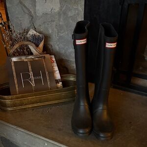 Hunter Classic Black Waterproof Boots